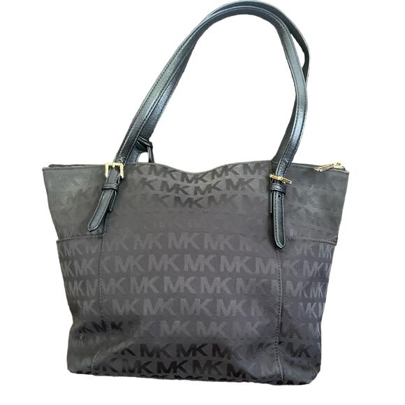 Michael Kors Jet Set Signature Tote - Picture 1 of 5